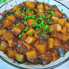 红烧茄子土豆的做法-家常味炒菜谱