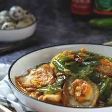 虎皮尖椒鹌鹑蛋的做法-咸鲜味煮菜谱