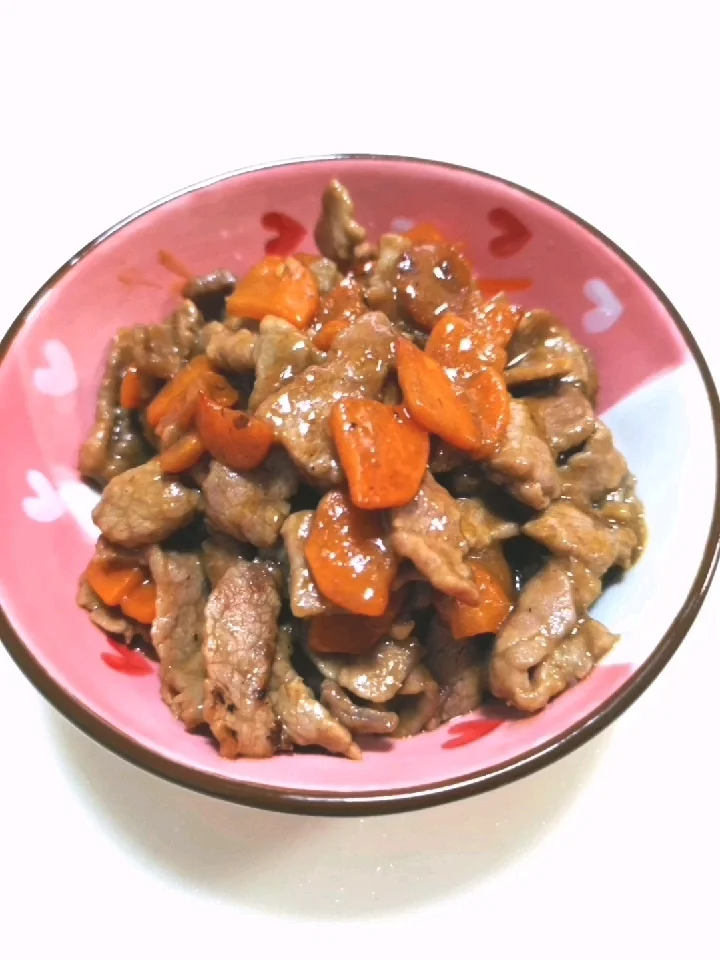 胡萝卜炒牛肉的做法-家常味炒菜谱